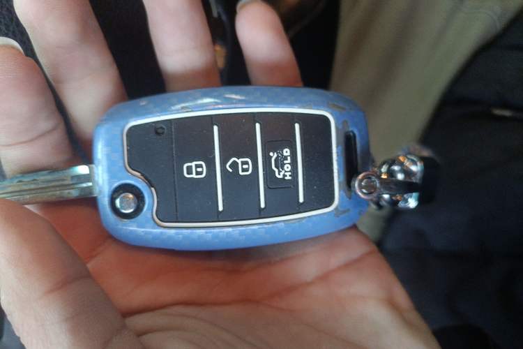 Used Kia K3 2013 1.6L Manual GLS Vehicle Key