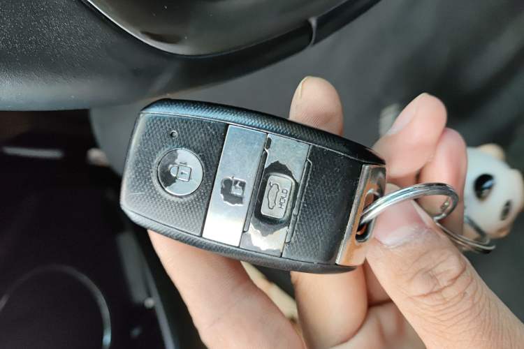 Used Kia K3 2013 1.6L Automatic GLS Vehicle Key