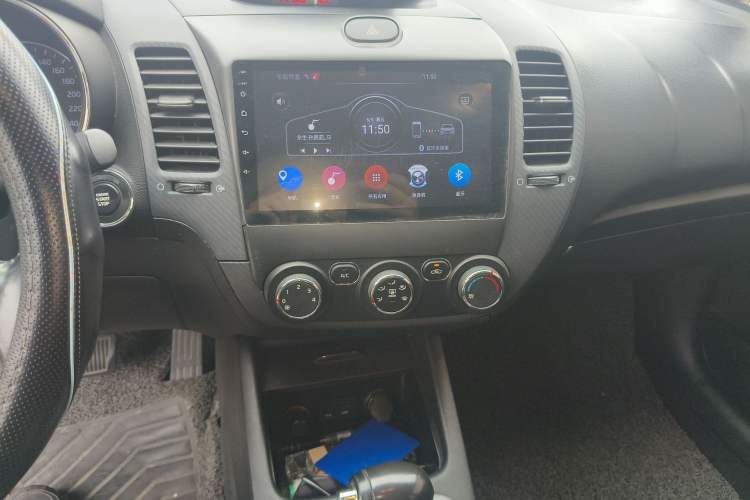 Used Kia K3 2013 1.6L Automatic GLS Audio And AC Panel