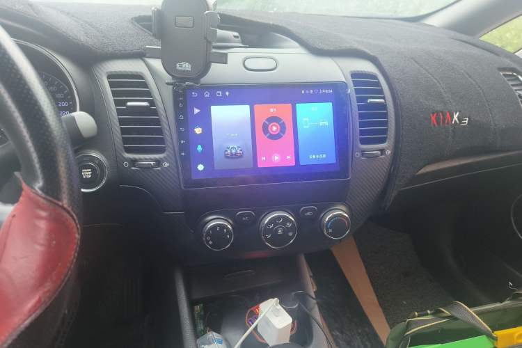 Used Kia K3 2013 1.6L Automatic GLS Audio And AC Panel