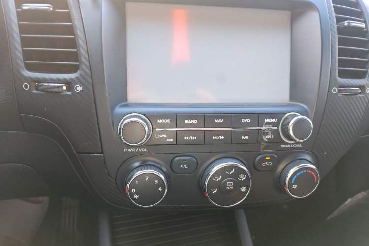 Used Kia K3 2013 1.6L Manual GLS Audio And AC Panel