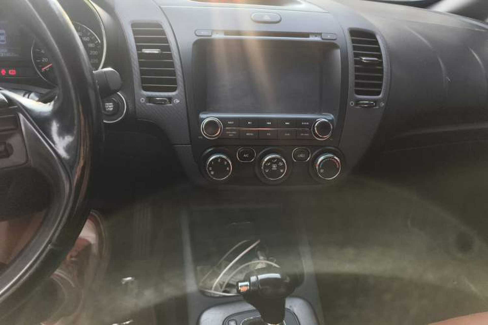 Used Kia K3 2013 1.6L Automatic GLS Audio And AC Panel
