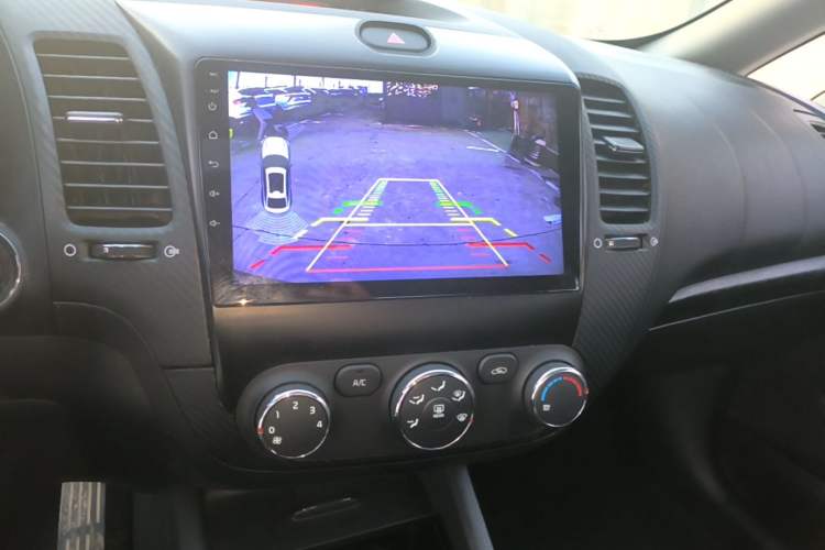 Used Kia K3 2013 1.6L Automatic GLS Audio And AC Panel