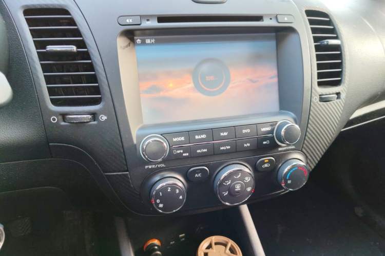 Used Kia K3 2013 1.6L Manual GL Audio And AC Panel