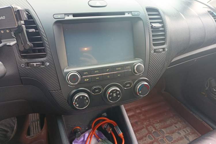 Used Kia K3 2013 1.6L Automatic GL Audio And AC Panel