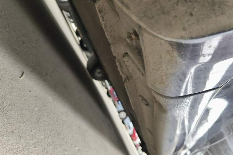 Used Kia K3 2013 1.6L Automatic GLS Chassis Front Left