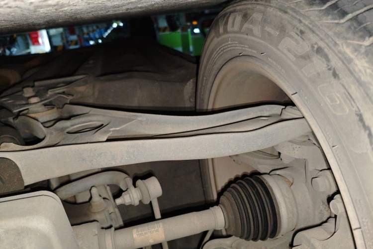 Used Kia K3 2013 1.6L Automatic GLS Chassis Front Right