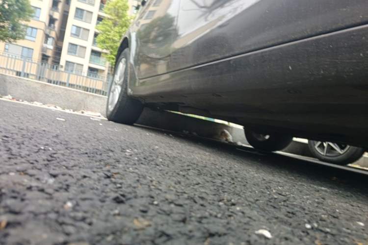 Used Kia K3 2013 1.6L Automatic GL Chassis Front Right