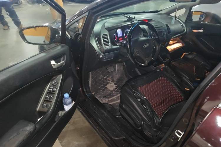 Used Kia K3 2013 1.6L Automatic GLS Driver Seat