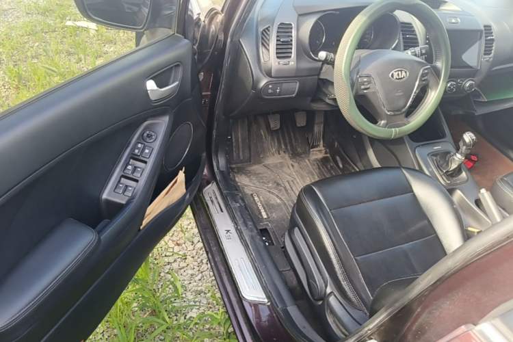 Used Kia K3 2013 1.6L Manual GLS Driver Seat
