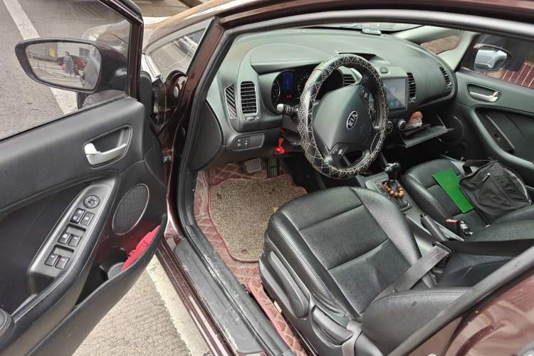 Used Kia K3 2013 1.6L Automatic GLS Driver Seat