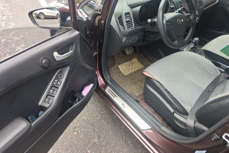 Used Kia K3 2013 1.6L Automatic GL Driver Seat