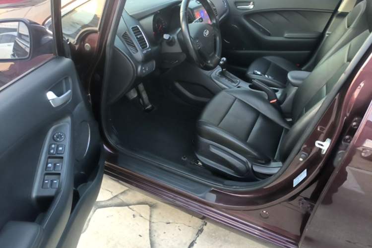 Used Kia K3 2013 1.6L Automatic GLS Driver Seat