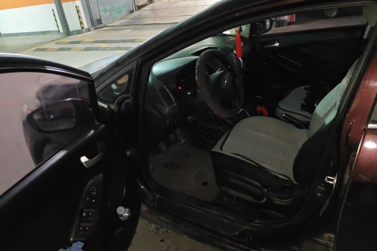 Used Kia K3 2013 1.6L Manual GLS Driver Seat