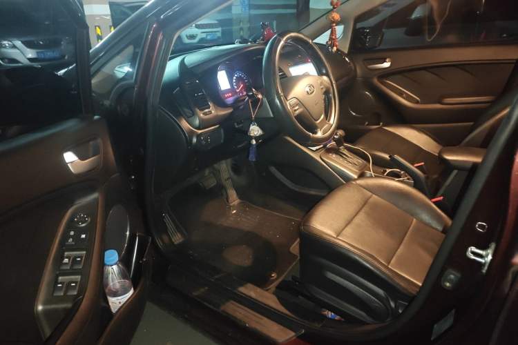 Used Kia K3 2013 1.6L Automatic GLS Driver Seat