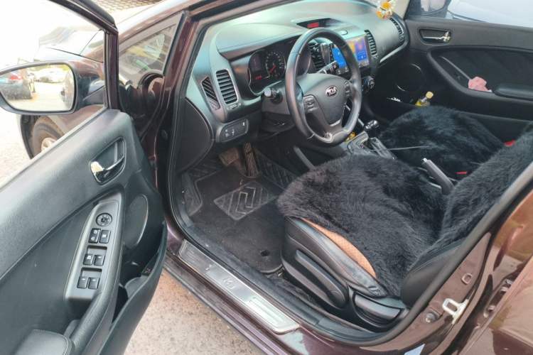 Used Kia K3 2013 1.6L Automatic GLS Driver Seat
