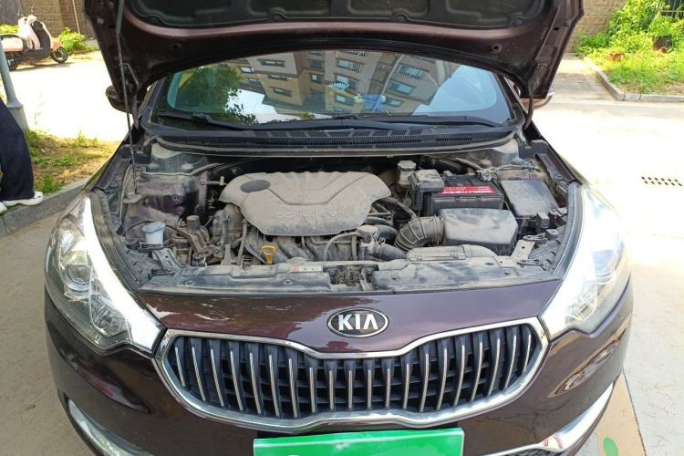 Used Kia K3 2013 1.6L Manual GLS Engine Bay