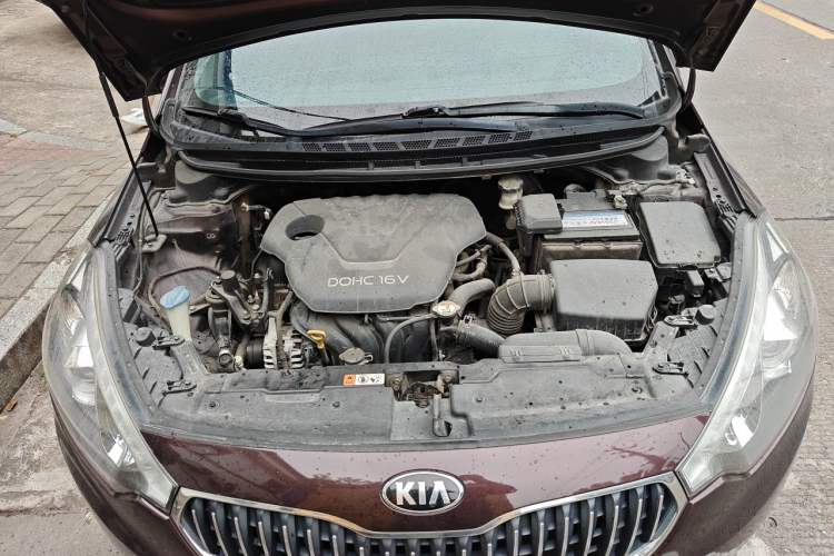 Used Kia K3 2013 1.6L Automatic GLS Engine Bay