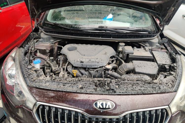 Used Kia K3 2013 1.6L Manual GLS Engine Bay
