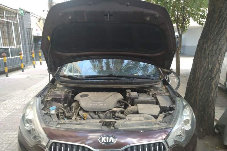 Used Kia K3 2013 1.6L Automatic DLX Engine Bay