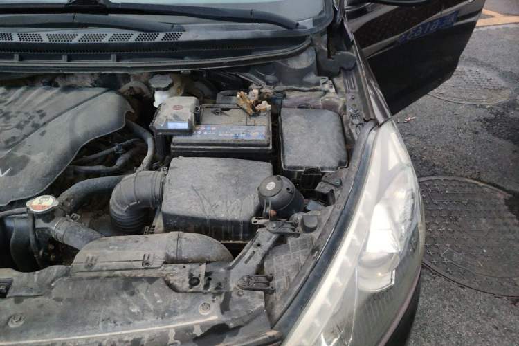 Used Kia K3 2013 1.6L Manual GLS Engine Bay Left