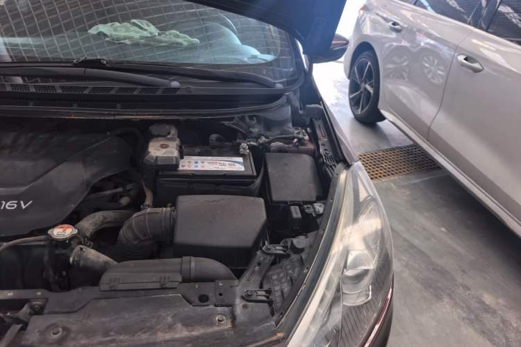 Used Kia K3 2013 1.6L Manual GLS Engine Bay Left