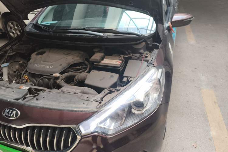 Used Kia K3 2013 1.6L Manual GLS Engine Bay Left