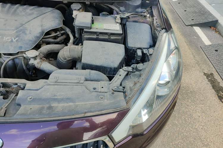 Used Kia K3 2013 1.6L Automatic GL Engine Bay Left