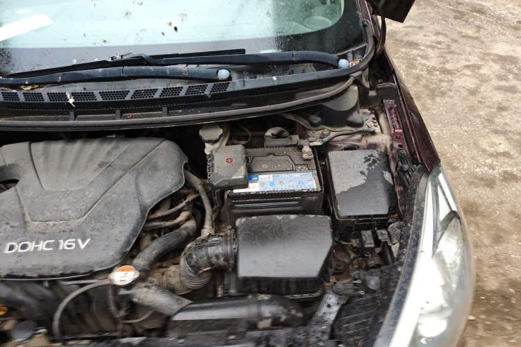 Used Kia K3 2013 1.6L Manual GL Engine Bay Left