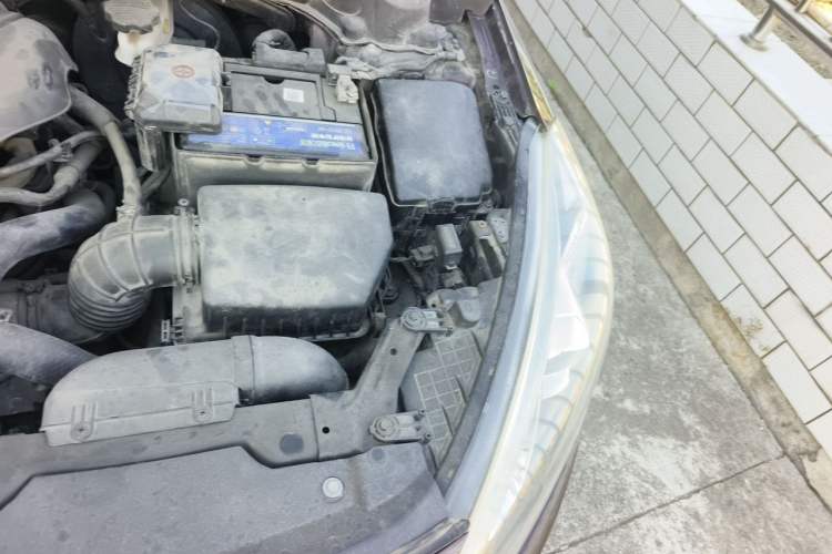 Used Kia K3 2013 1.6L Automatic GL Engine Bay Left