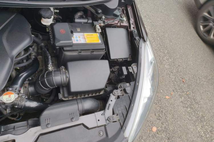 Used Kia K3 2013 1.6L Automatic GLS Engine Bay Left