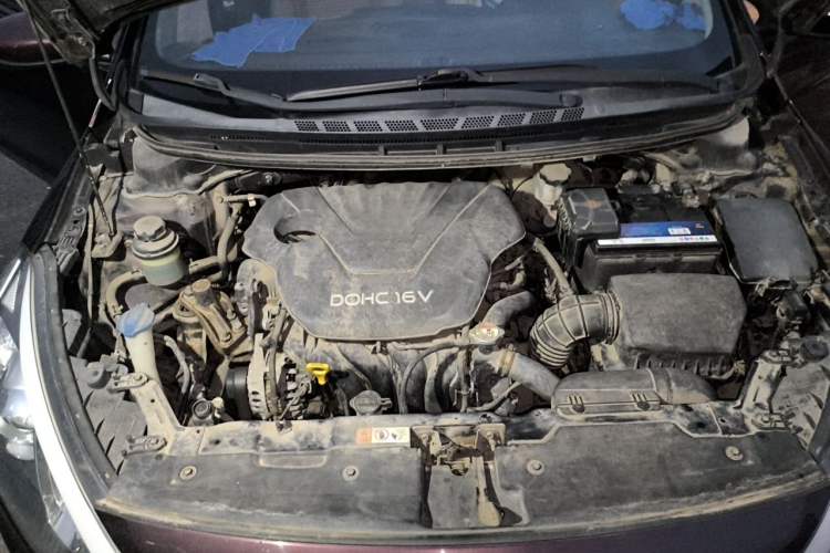 Used Kia K3 2013 1.6L Manual GL Engine Bay