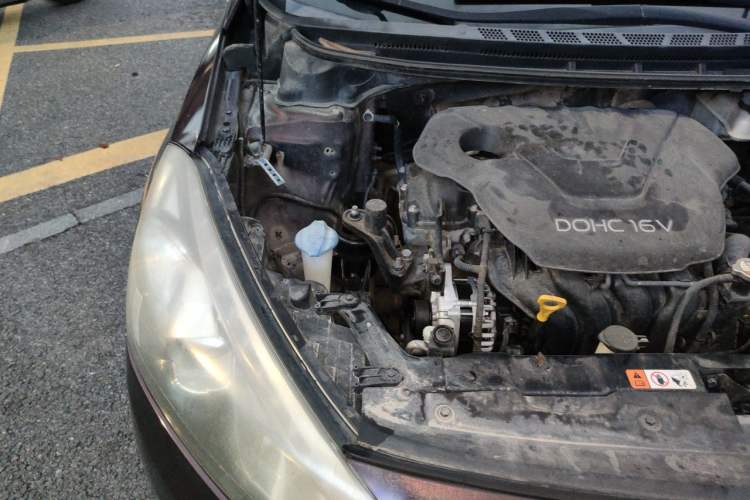 Used Kia K3 2013 1.6L Manual GLS Engine Bay Right