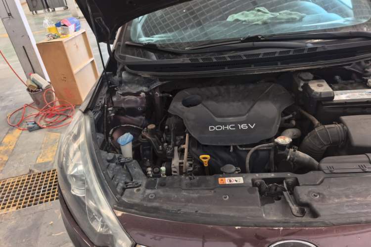 Used Kia K3 2013 1.6L Manual GLS Engine Bay Right
