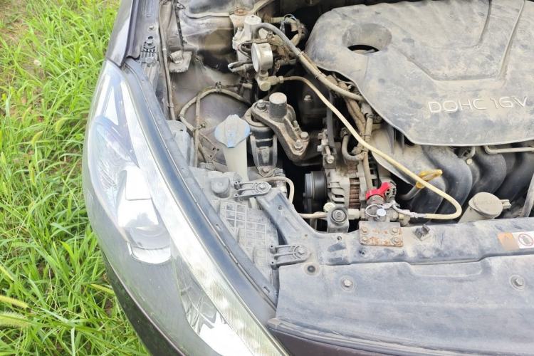 Used Kia K3 2013 1.6L Manual GLS Engine Bay Right