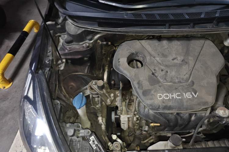 Used Kia K3 2013 1.6L Automatic DLX Engine Bay Right