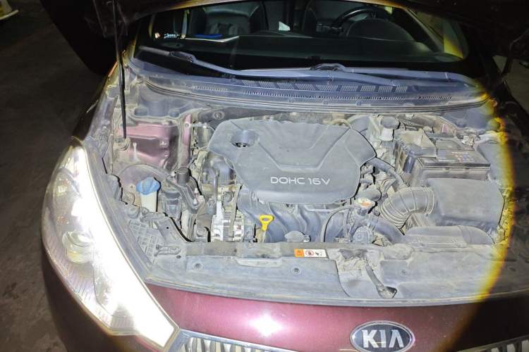 Used Kia K3 2013 1.6L Automatic GLS Engine Bay Right