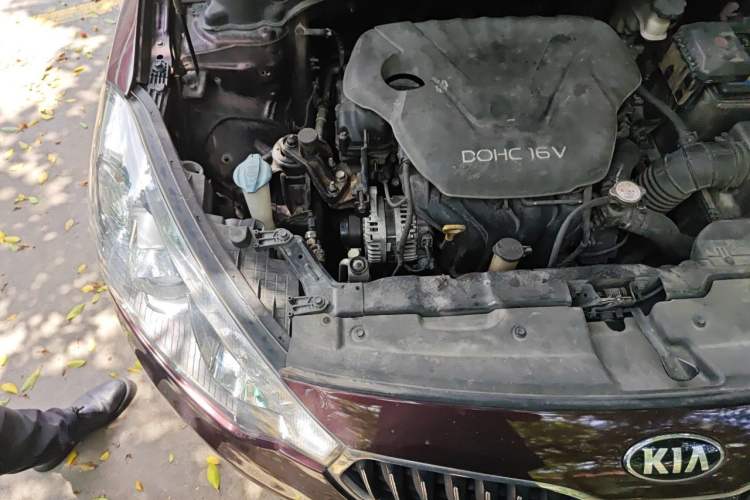 Used Kia K3 2013 1.6L Automatic GLS Engine Bay Right