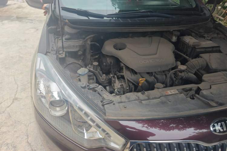 Used Kia K3 2013 1.6L Manual GLS Engine Bay Right