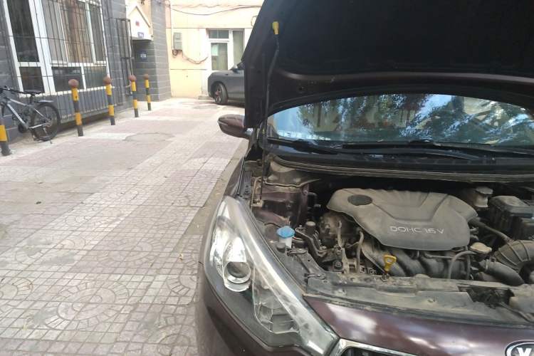 Used Kia K3 2013 1.6L Automatic DLX Engine Bay Right