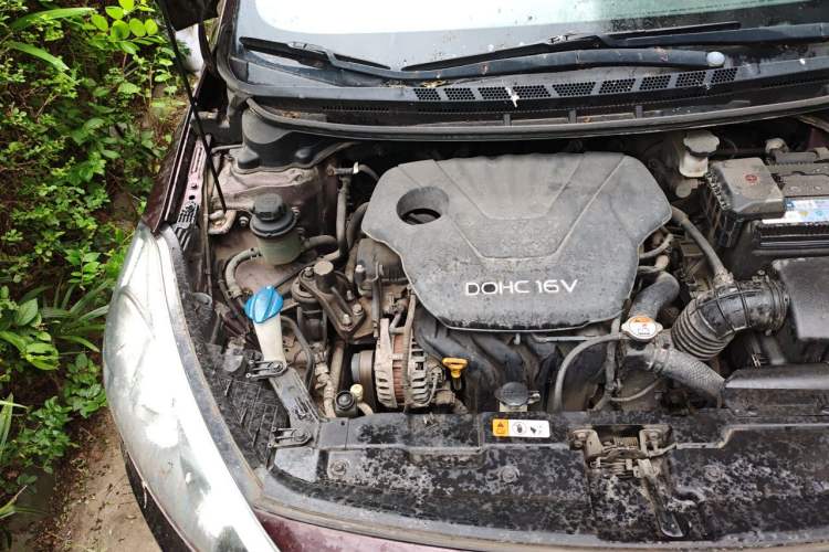 Used Kia K3 2013 1.6L Manual GL Engine Bay Right