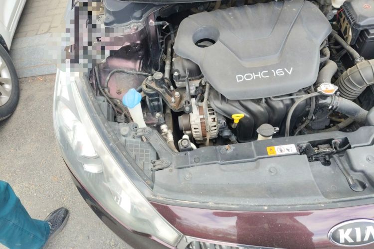 Used Kia K3 2013 1.6L Automatic GLS Engine Bay Right
