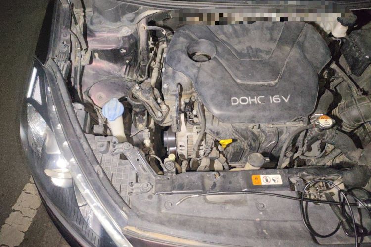 Used Kia K3 2013 1.6L Automatic GLS Engine Bay Right