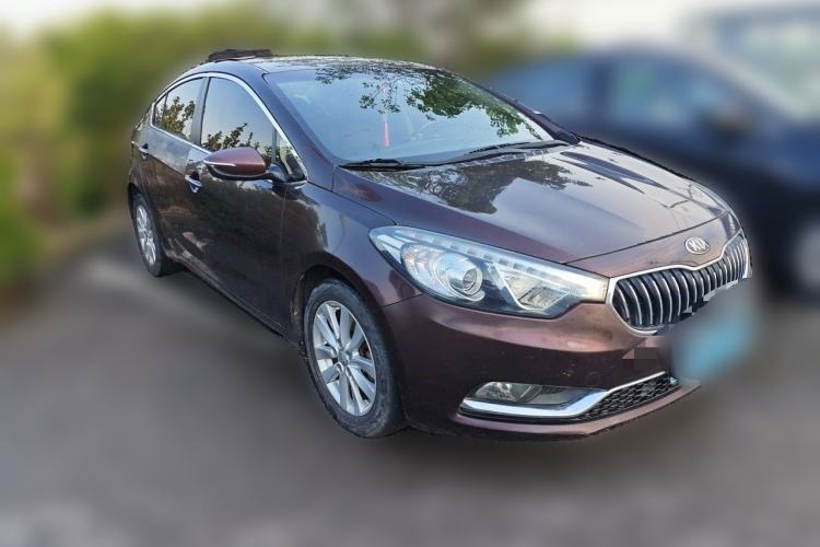 Used Kia K3 2013 1.6L Manual GLS Front Right 45 Deg