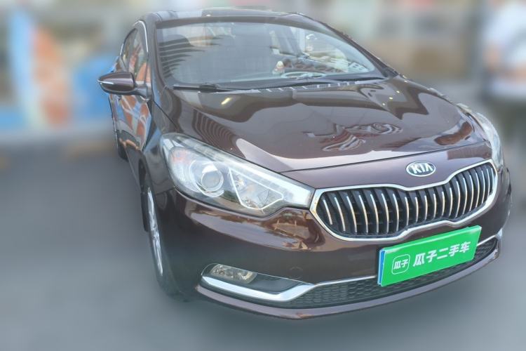 Used Kia K3 2013 1.6L Automatic GLS Front Right 45 Deg