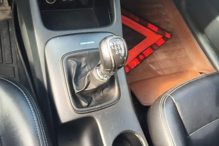 Used Kia K3 2013 1.6L Manual GLS Gear Lever