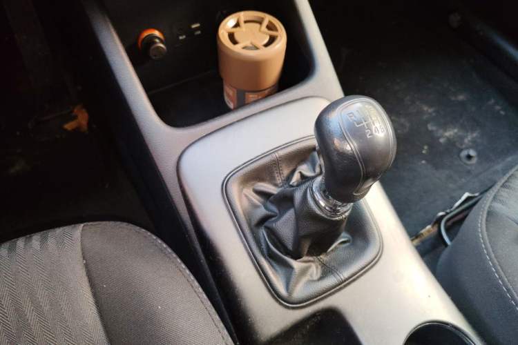 Used Kia K3 2013 1.6L Manual GL Gear Lever