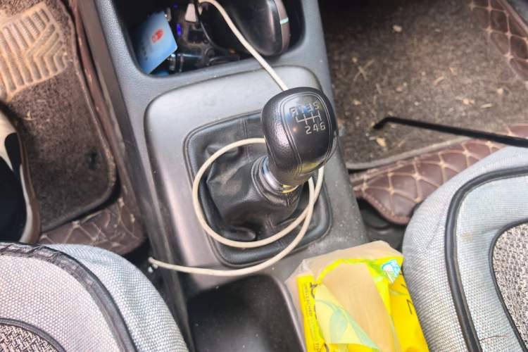 Used Kia K3 2013 1.6L Manual GL Gear Lever