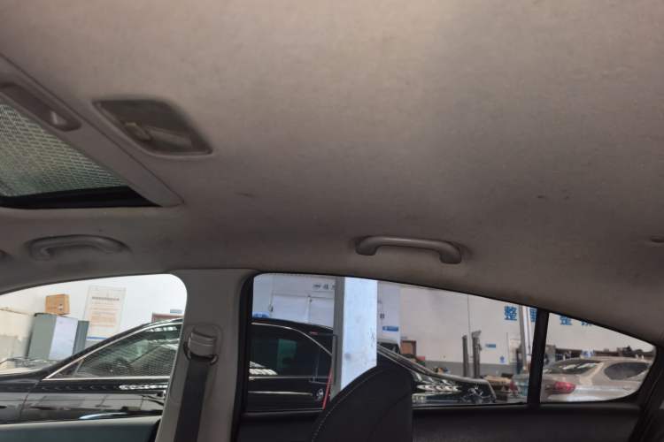 Used Kia K3 2013 1.6L Manual GLS Headliner