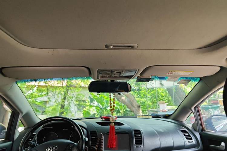 Used Kia K3 2013 1.6L Automatic GLS Headliner